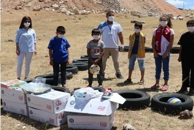 Bak Postacı Geliyor...