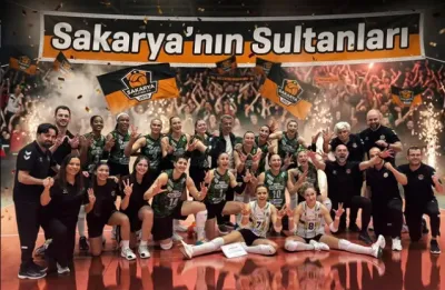 PTT'yi 3-2 yenen Sakarya Voleybol Umutlarını Son Maça Taşıdı
