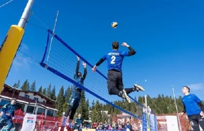 Olimpik Mekanda Kar Voleybolu Etkinliği