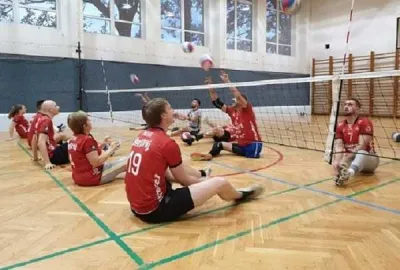 Çekya'da Oturarak Voleybol Yaygınlaşıyor