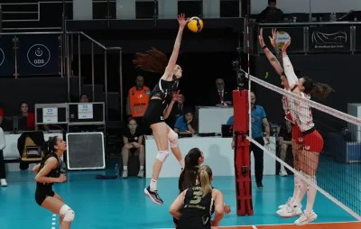 Sultanlar Ligi'nde 25. haftanın açılışını VakıfBank yaptı