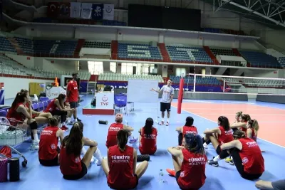 Sultanlar'da EuroVolley mesaisi başladı