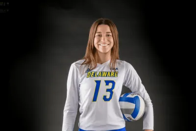 Voleybol Bursu ile ABD'ye giden Ezgi Başaranlar'dan hocalarına teşekkür