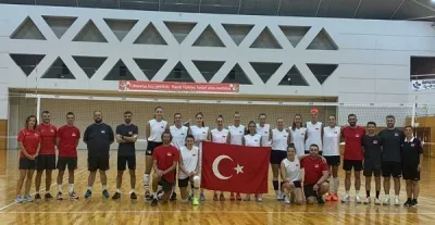 Tokyo Büyükelçiliği'nden Sultanlara ziyaret