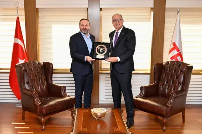 Başkan Üstündağ, TRT Yönetim Kurulu Üyesi ve TRT Genel Müdürü Zahid Sobacı’ya Ziyaret