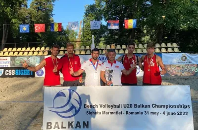 Plaj voleybolunda Balkanlardan gümüş madalya geldi