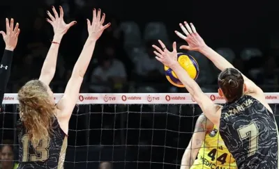 Zeren Spor'u 3-1 yenen Fenerbahçe Medicana ilk finalist oldu