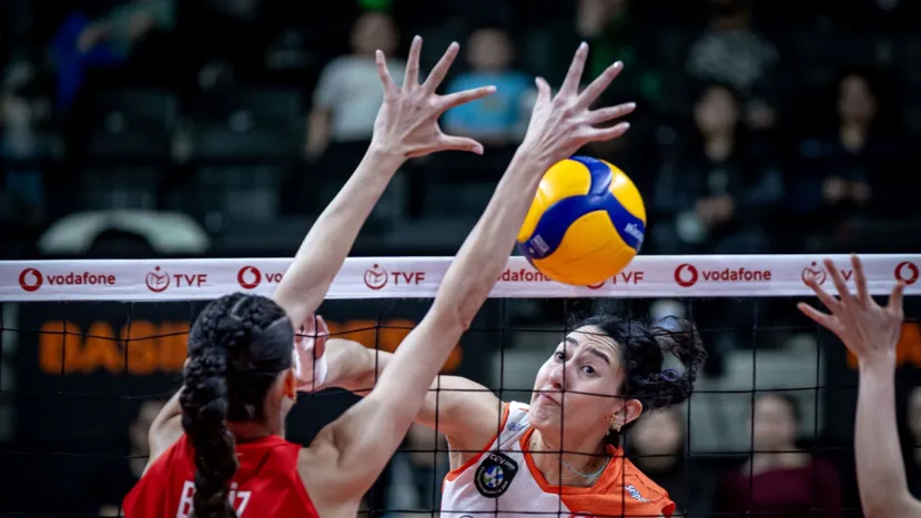 Aydın Büyükşehir Belediyespor iki kez öne geçti ama maçı kaybedince Sultanlar Ligi'ne veda etti