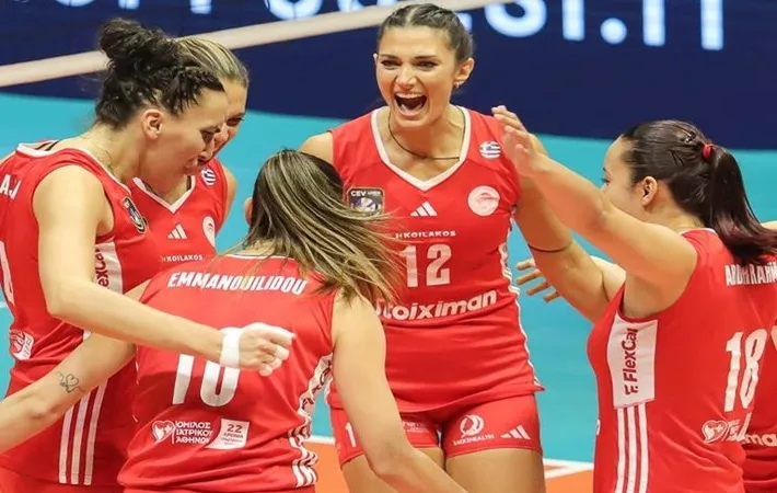 Eczacıbaşı Dynavit Yunanistan'da Olympiacos'a 3-2 kaybetti