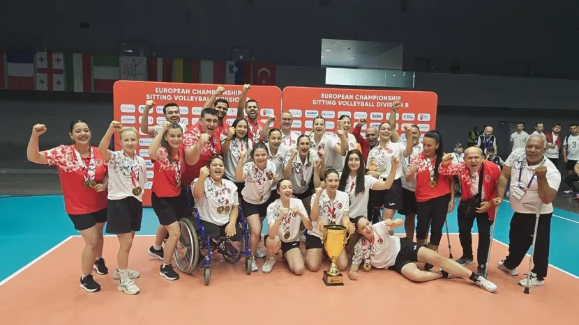 Oturarak Voleybolda Tarih Yazdık, 3 Oyuncumuz Rüya Takımda