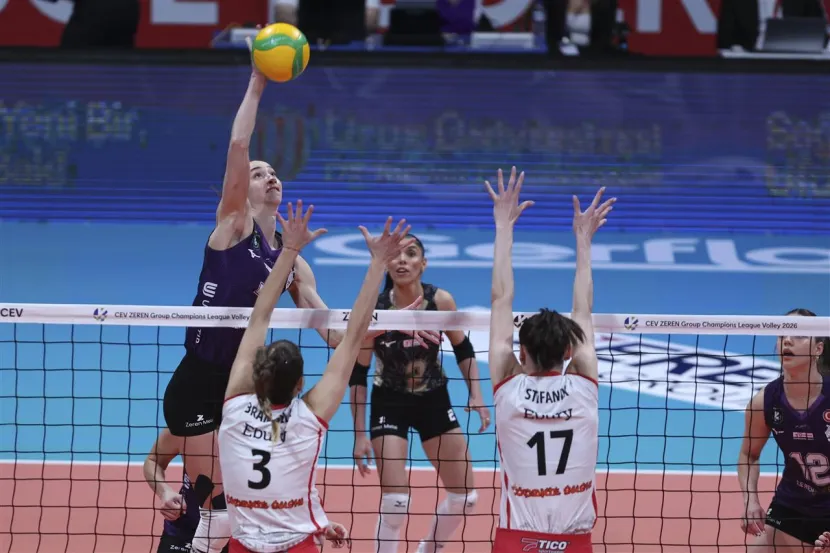 Zeren Spor ŁKS Commercecon ŁÓDŹ'u 3-0 yenerek Şampiyonlar Ligi'ndeki ilk galibiyetini aldı