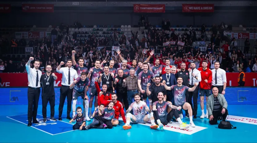 Ziraat Bankkart final serisinin ilk maçında Galatasaray'ı 3-1 yendi